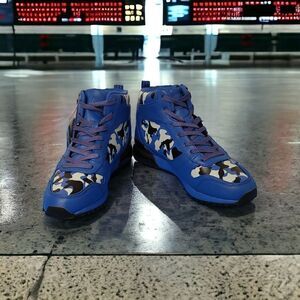 MEN'S BERYL BY MANZINO CLASSIC ATHLETIC FASHION SHOES WITH CAMO STYLING.